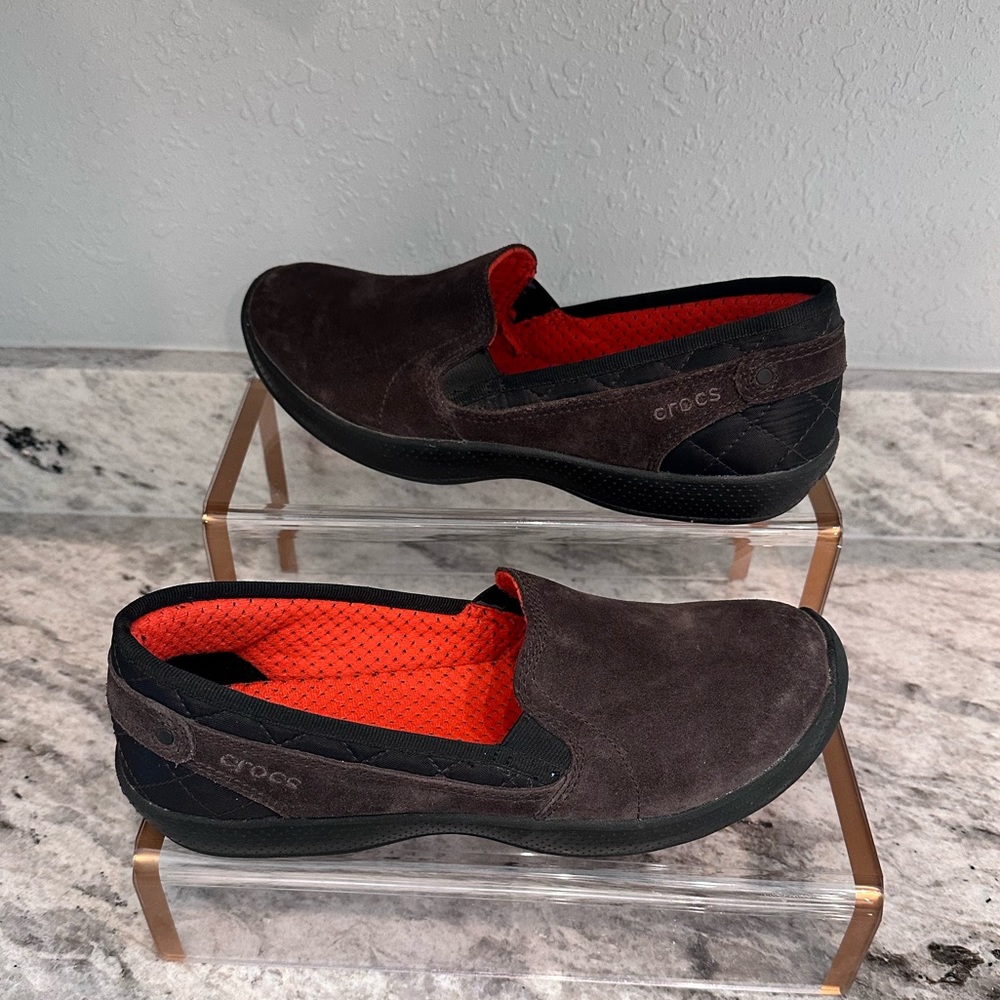 Crocs Loafers Brown Suede Leather Slip On Shoes Size 10